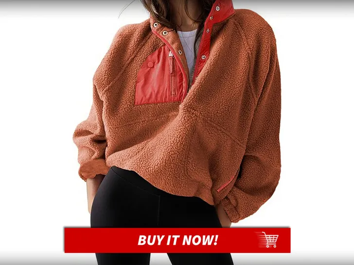 Womens-Lightweight-Fleece-Pullover-Kyle-Richards-Workout-Fits-MAIN